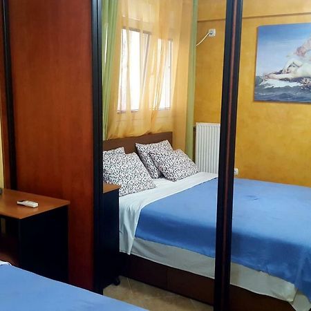 Quiet Apartment In Plaka Атина Екстериор снимка