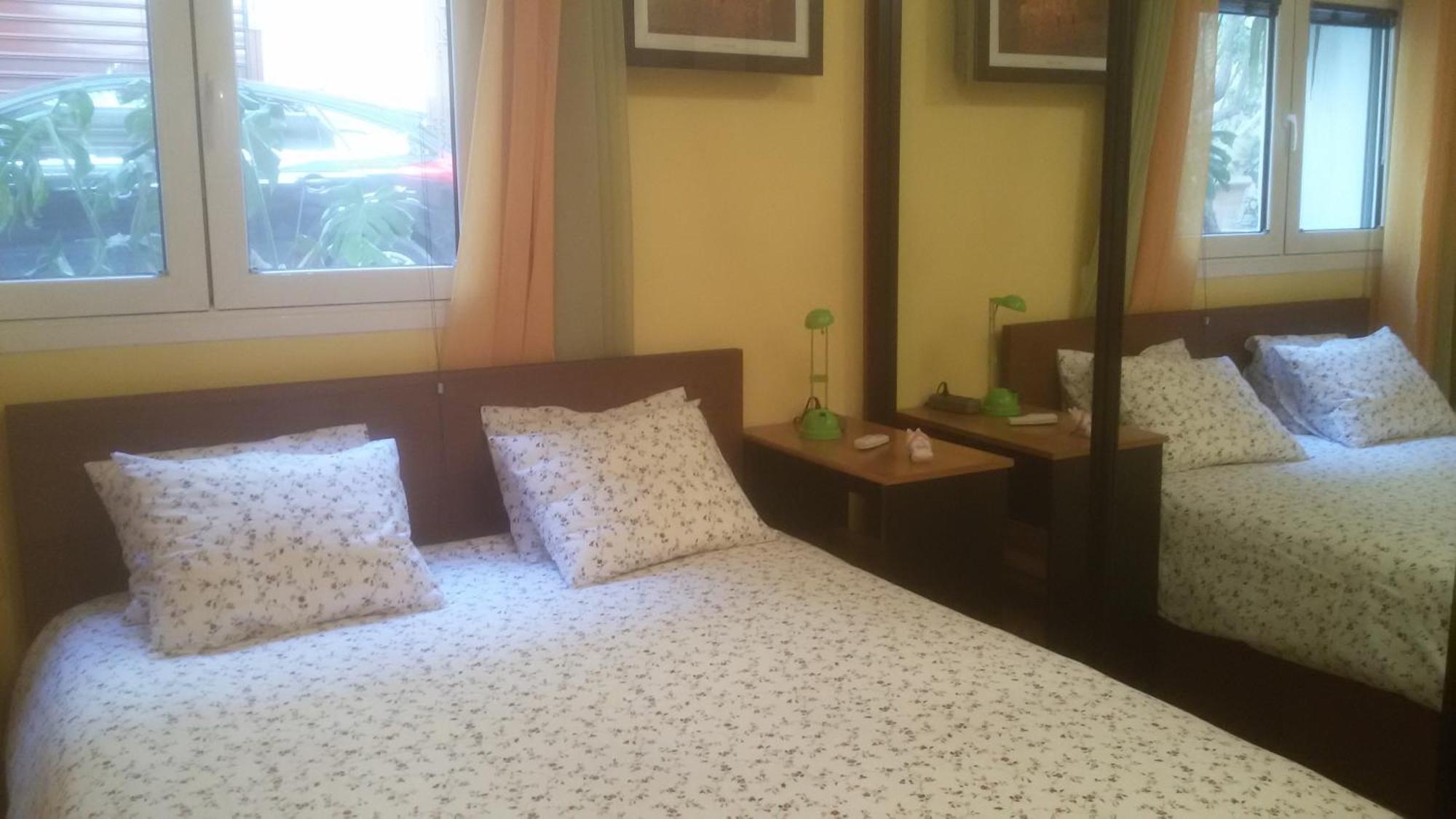 Quiet Apartment In Plaka Атина Екстериор снимка