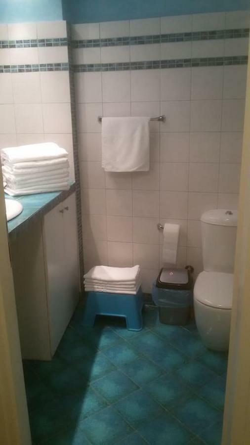 Quiet Apartment In Plaka Атина Екстериор снимка